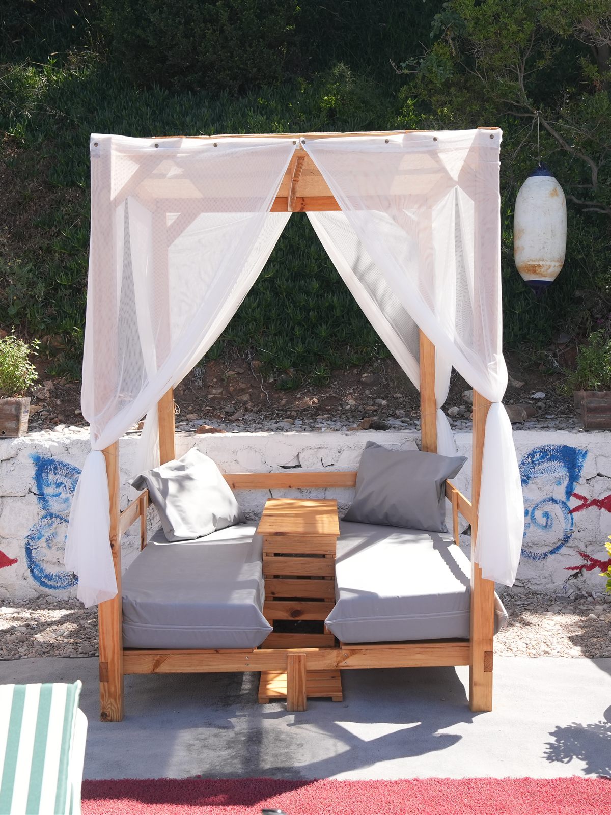 Eskibağ Beach beyaz tenteli loca alanı, Büyükada Halik Koyu
